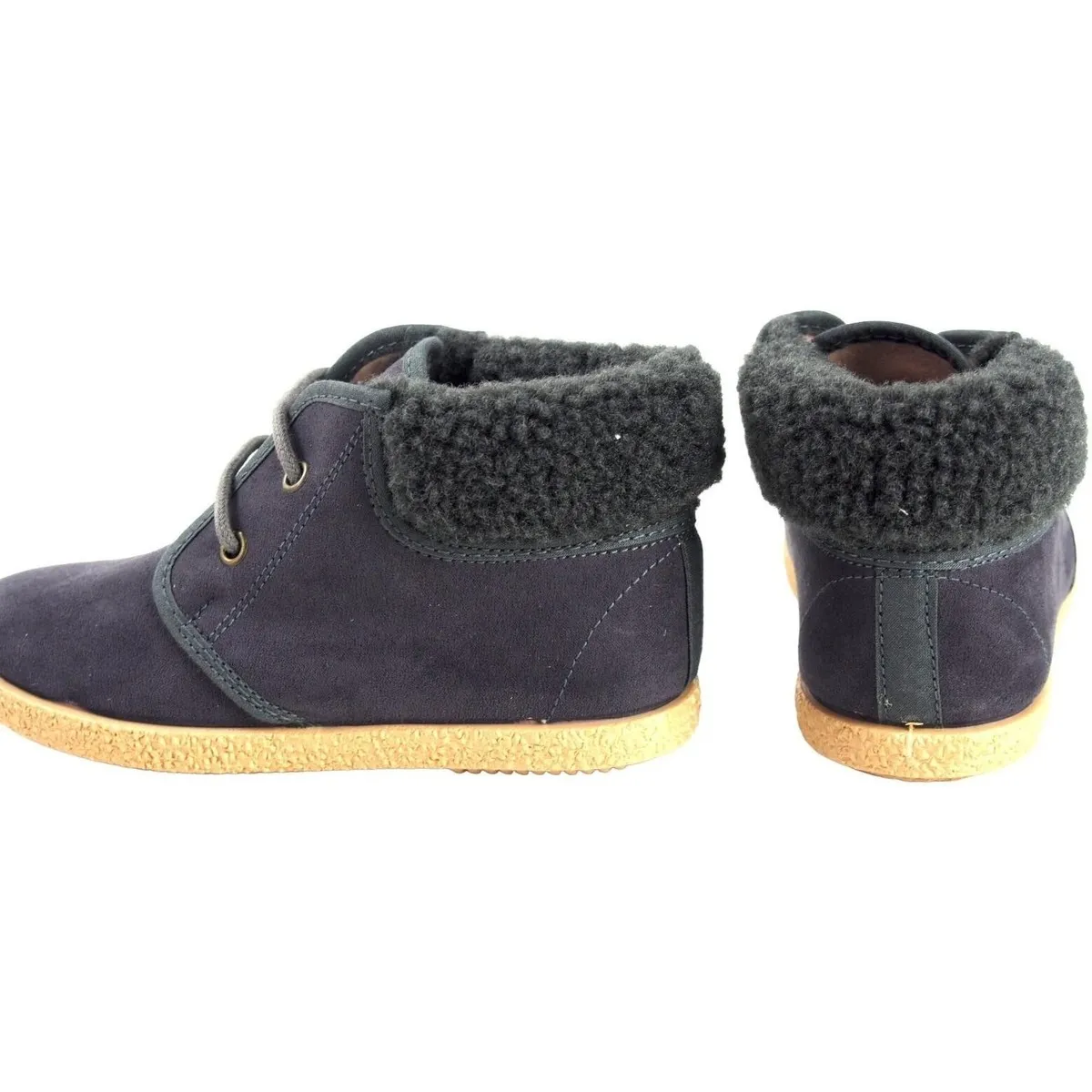 Grey child's boots 2192