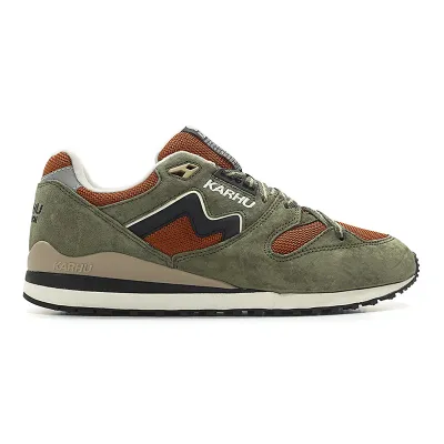 Karhu Synchron Classic sneakers.