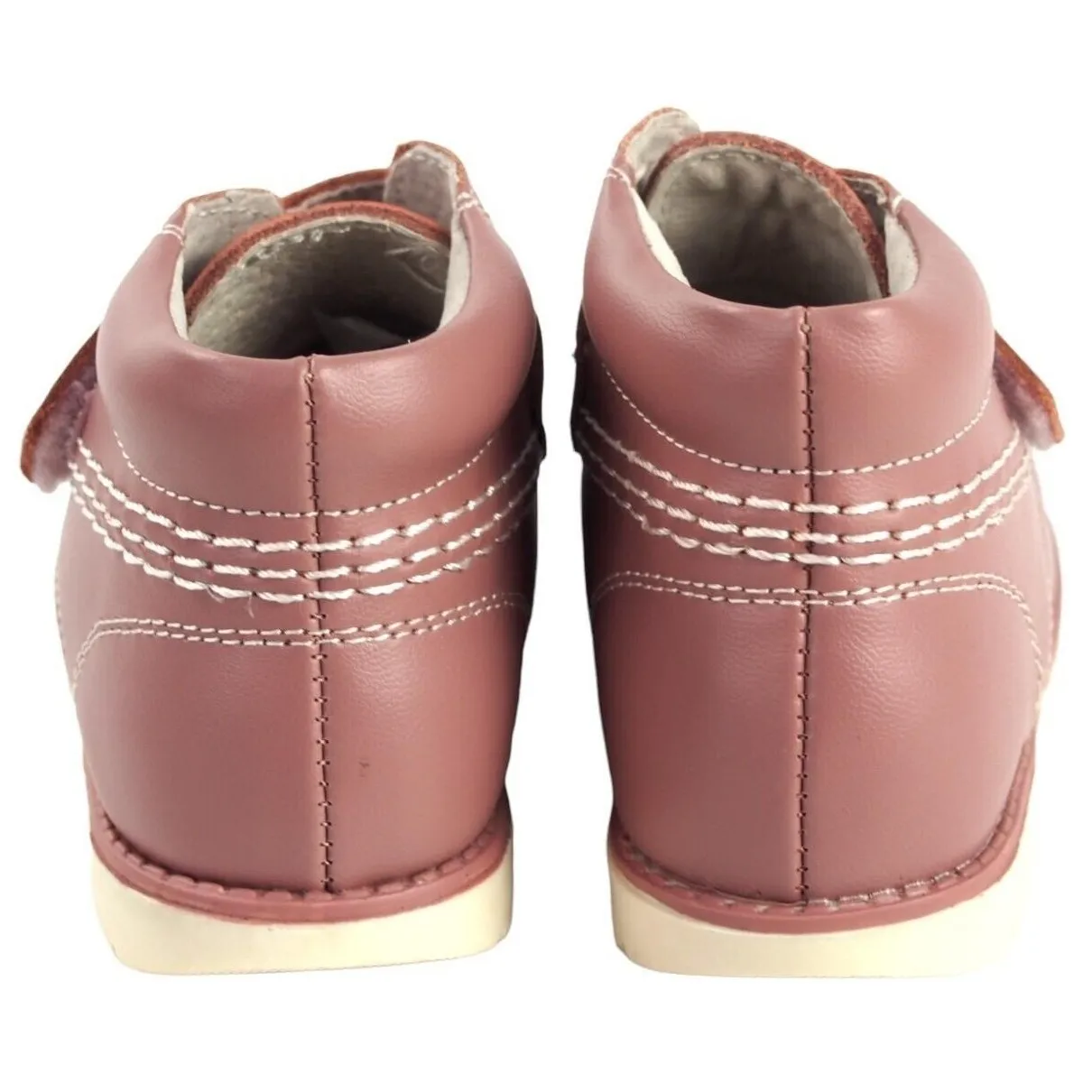 Pink girl's boots a374