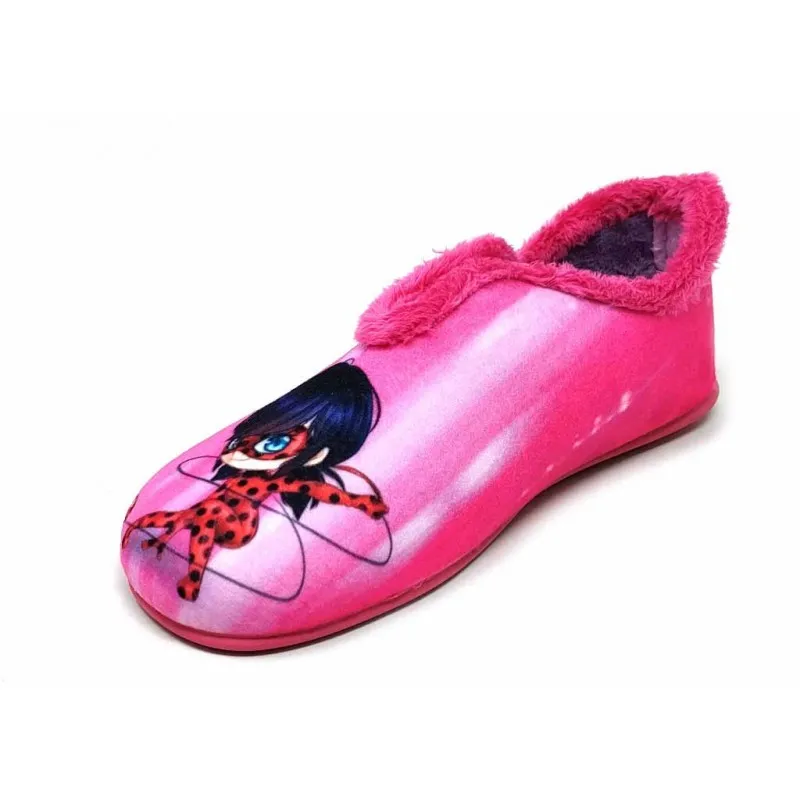 Girls Closed Toe House Slipper - Size 4401