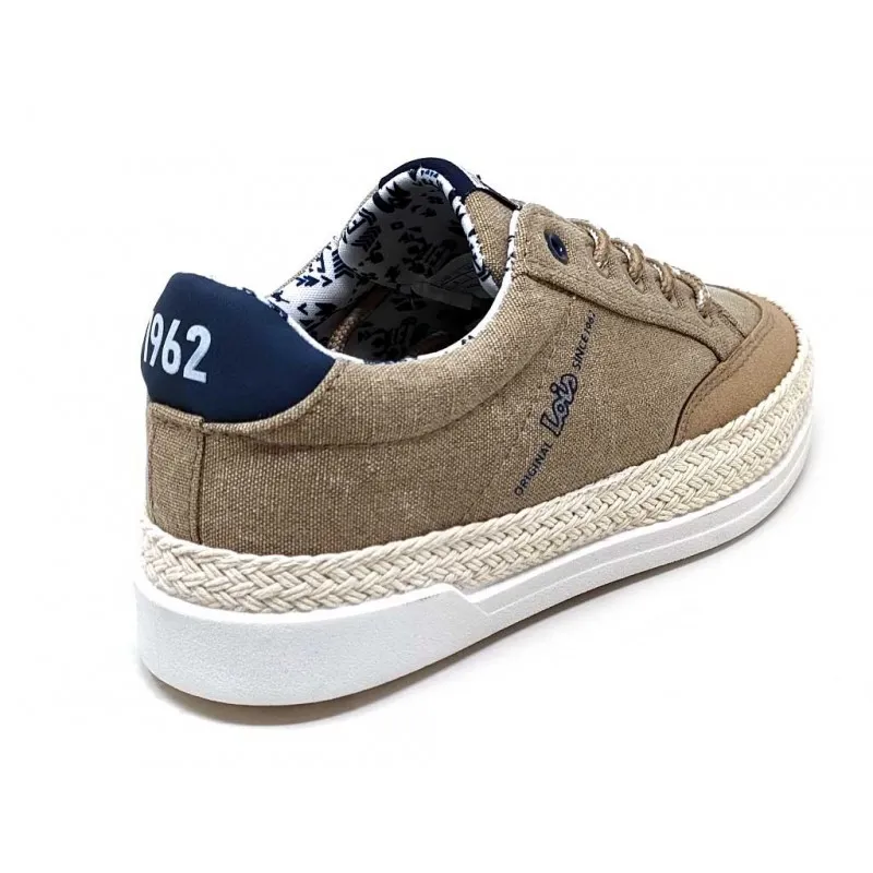 Lois 60182 children's casual shoe.