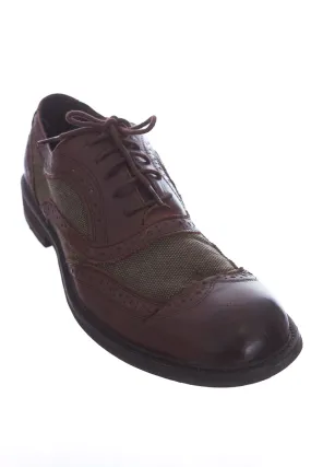 Brown shoe by Bosi.